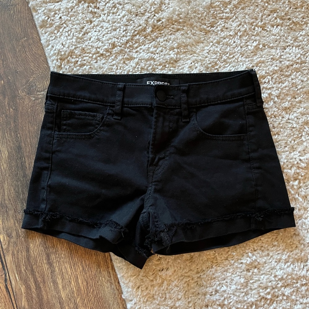 Express Black Mid-Rise Super Soft Stretch Short